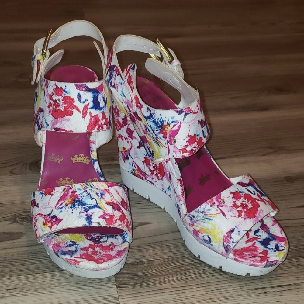 Juicy Couture Sandal Pumps
